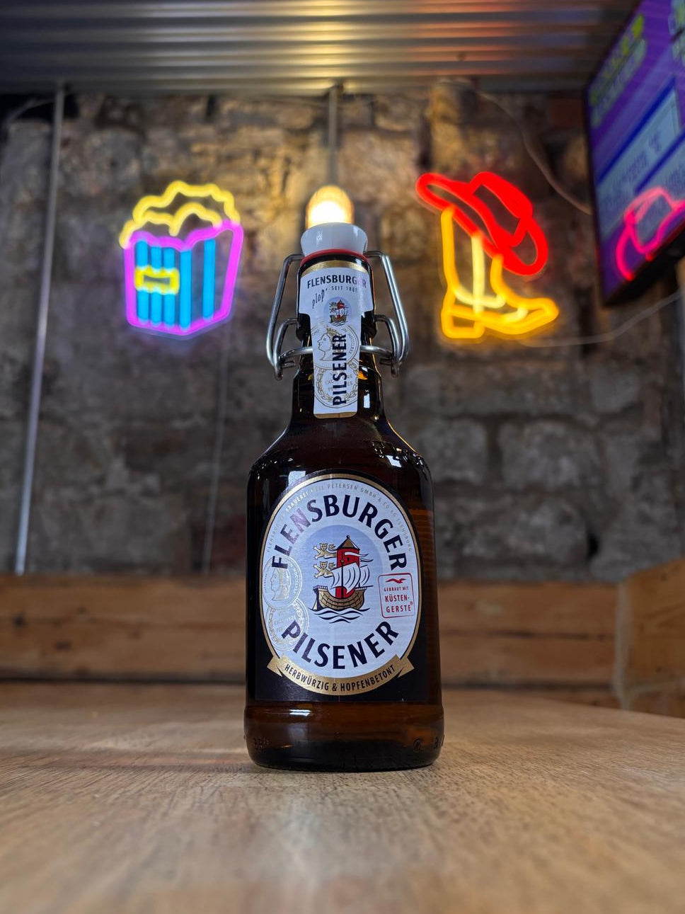 Pilsner - 4.8% Pilsner - Flensburger - 330ml Bottle