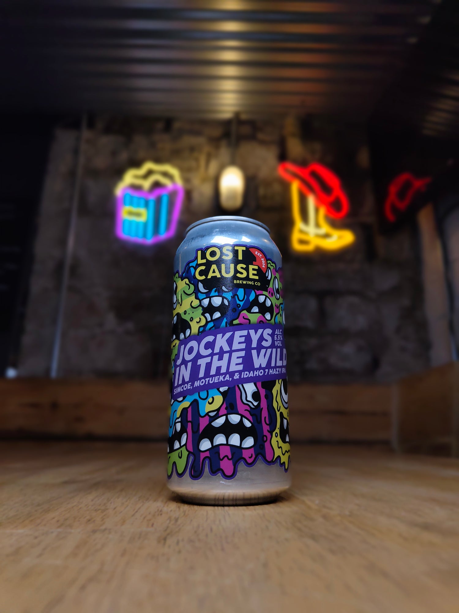 Jockeys In The Wild - 5.5% Hazy IPA - Lost Cause Brewing Co - 440ml can