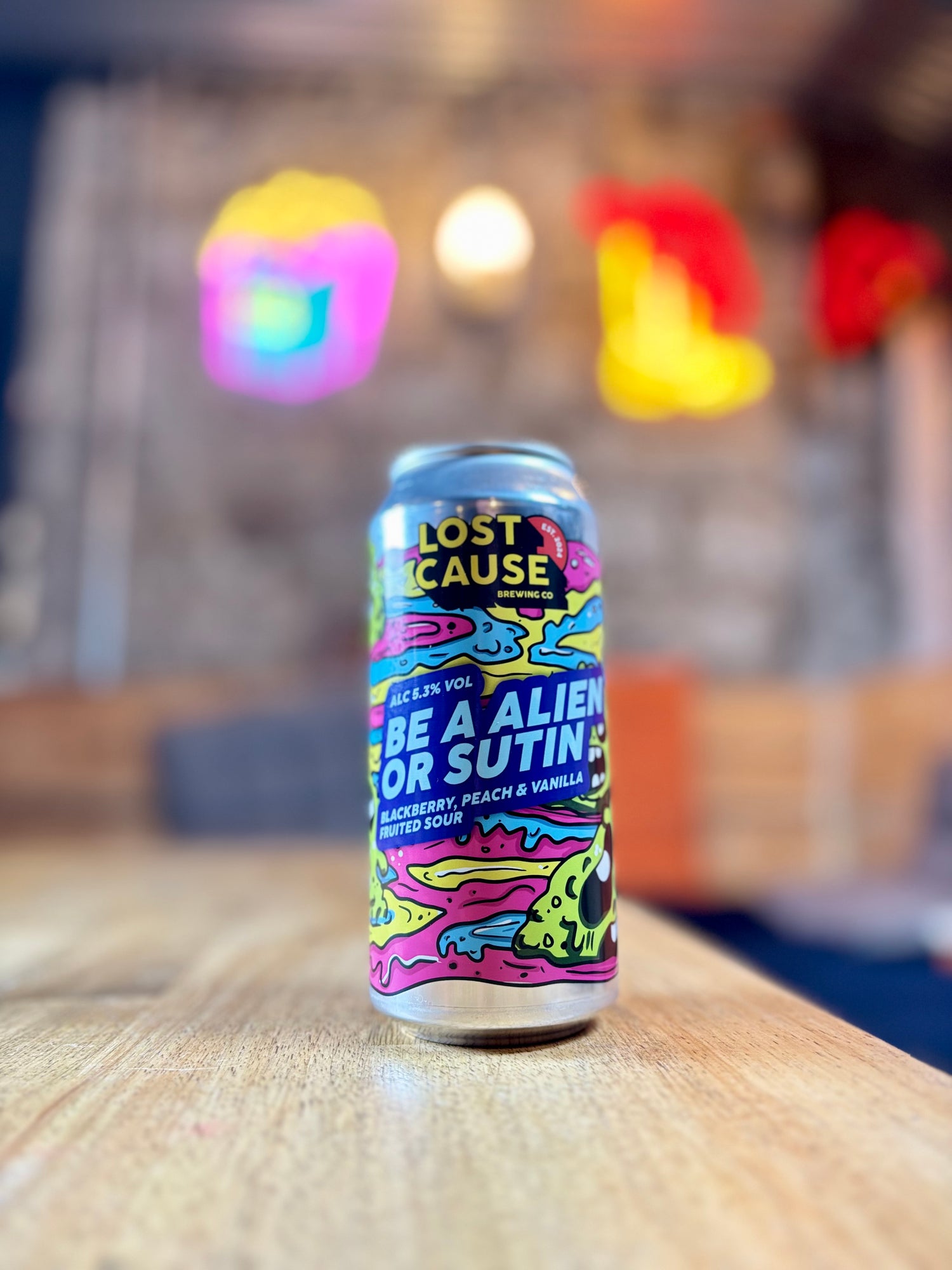 Be a Alien or sutin - 5.3% Blackberry, Peach, & Vanilla Sour - Lost Cause Brewing Co. - 440ml can