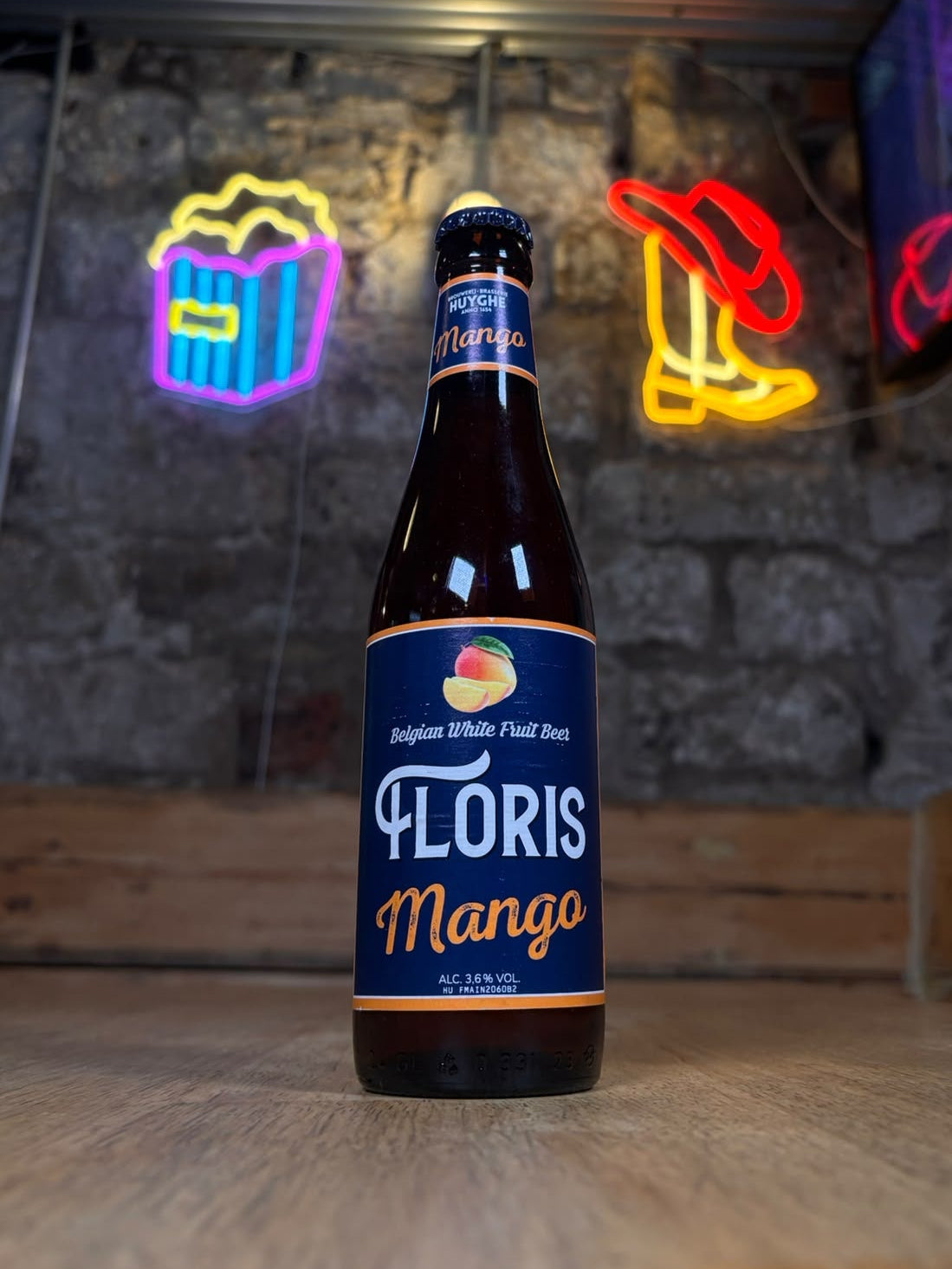 Mango - 3.6% Fruit Witbier Mango - Floris - 330ml Bottle